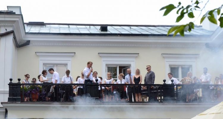 Przyjęcie pożegnalne Rektora SGGW w ogrodach Pałacu Rektorskiego